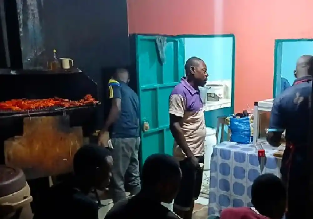 Gabon : le gouvernement alerte sur les risques de la « cuisine de rue »