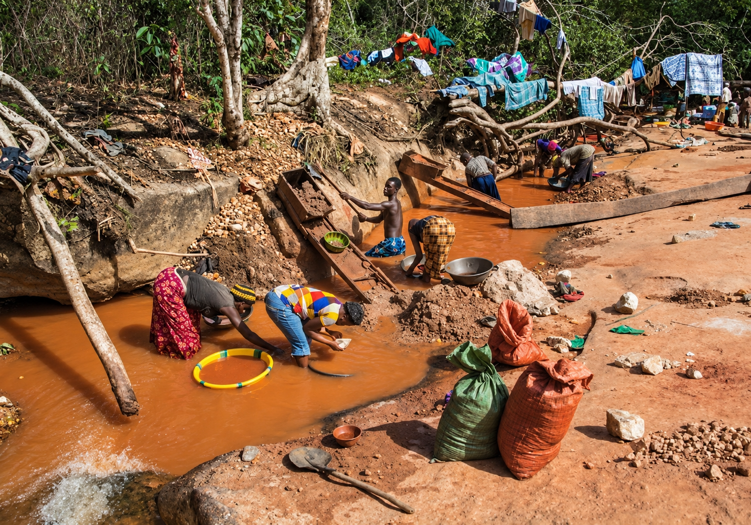 Mines d’or : 71 permis retirés, l’État redessine la carte aurifère du Gabon